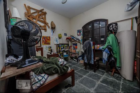 Quarto 1 de apartamento para alugar com 4 quartos, 250m² em Itaipu, Niterói