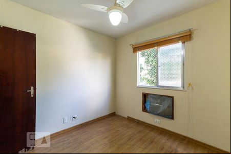 Quarto 1 de apartamento à venda com 3 quartos, 70m² em Del Castilho, Rio de Janeiro