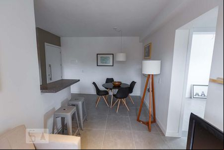 Sala de apartamento à venda com 2 quartos, 54m² em Glória, Porto Alegre