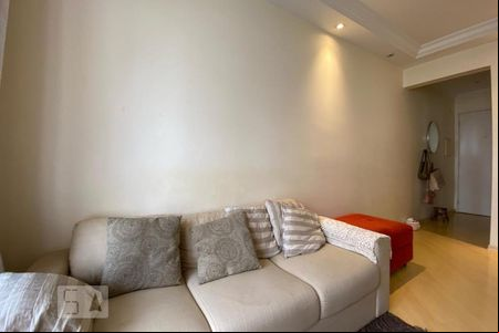 Sala de apartamento à venda com 3 quartos, 70m² em Jardim Londrina, São Paulo
