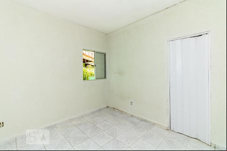 Quarto de casa para alugar com 1 quarto, 34m² em Parada Inglesa, São Paulo