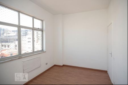 Quarto de apartamento para alugar com 1 quarto, 50m² em Todos Os Santos, Rio de Janeiro