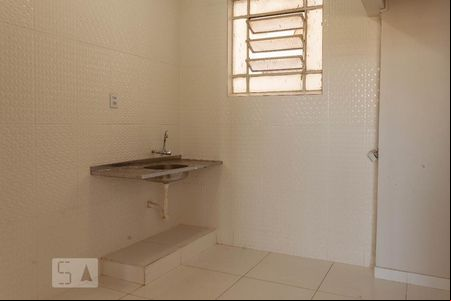 Cozinha de apartamento para alugar com 2 quartos, 55m² em Centro, Uberlândia