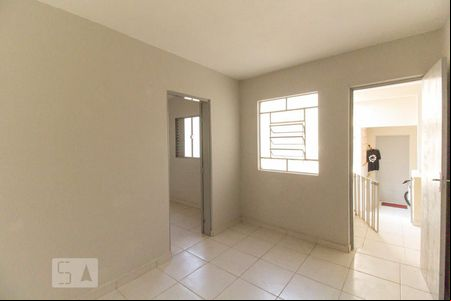 Sala de casa de condomínio para alugar com 1 quarto, 40m² em Vila Amélia, São Paulo