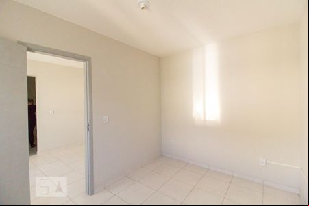 Quarto de casa de condomínio para alugar com 1 quarto, 40m² em Vila Amélia, São Paulo
