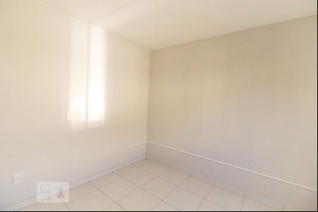 Quarto de casa de condomínio para alugar com 1 quarto, 40m² em Vila Amélia, São Paulo