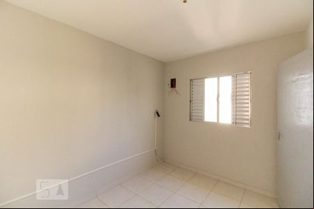 Quarto de casa de condomínio para alugar com 1 quarto, 40m² em Vila Amélia, São Paulo