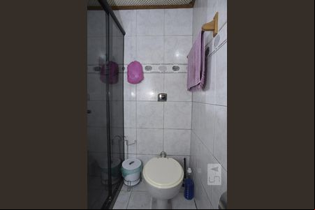 Banheiro de casa para alugar com 2 quartos, 225m² em Tanque, Rio de Janeiro