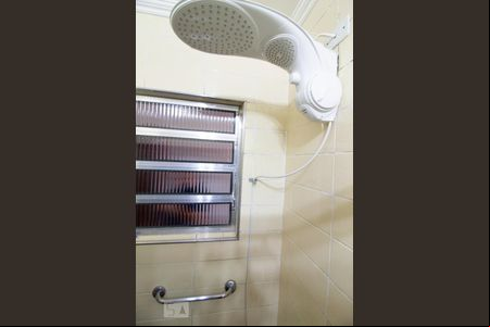 Detalhe banheiro de casa à venda com 4 quartos, 290m² em Jardim Divinolandia, Guarulhos