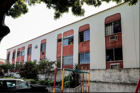 Fachada de apartamento para alugar com 1 quarto, 52m² em Quintino Bocaiúva, Rio de Janeiro