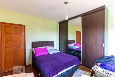 Suíte 1 de casa para alugar com 4 quartos, 300m² em Artur Alvim, São Paulo