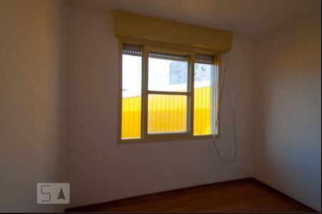 Quarto de apartamento para alugar com 3 quartos, 72m² em Glória, Porto Alegre