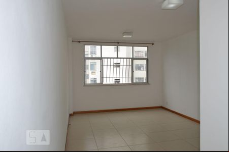Sala de apartamento para alugar com 3 quartos, 103m² em Ingá, Niterói