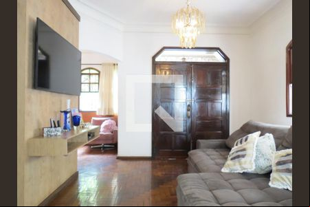 Casa para alugar com 4 quartos, 300m² em Horto Florestal, Belo Horizonte