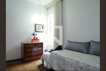 Casa para alugar com 4 quartos, 300m² em Horto Florestal, Belo Horizonte