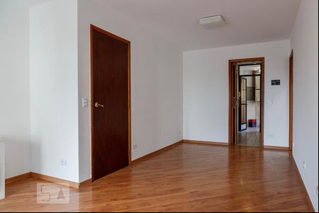 Sala de apartamento para alugar com 3 quartos, 78m² em Sumaré, São Paulo