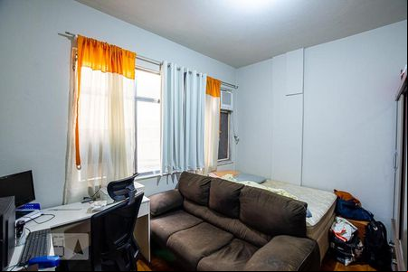 Sala/Quarto de kitnet/studio para alugar com 1 quarto, 30m² em Centro, Niterói