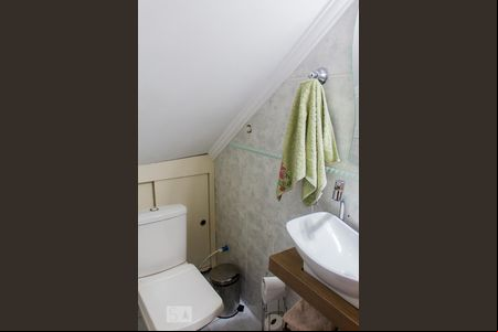 Lavabo de casa de condomínio à venda com 3 quartos, 160m² em Vila Eldízia, Santo André