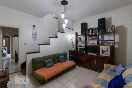 Sala de casa para alugar com 2 quartos, 128m² em Vila Nova Conceição, São Paulo