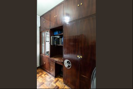 Quarto 1 de casa para alugar com 2 quartos, 128m² em Vila Nova Conceição, São Paulo