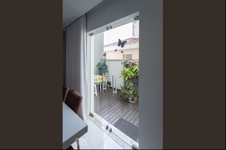 Varanda de casa para alugar com 5 quartos, 400m² em Nova Floresta, Belo Horizonte