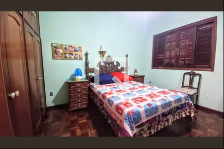 Casa à venda com 4 quartos, 290m² em Guarani, Belo Horizonte