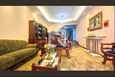 Casa à venda com 4 quartos, 290m² em Guarani, Belo Horizonte