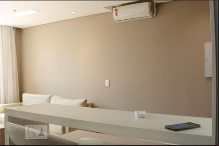 Sala de kitnet/studio à venda com 1 quarto, 73m² em Coracao de Jesus, Belo Horizonte