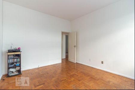 Sala de casa de condomínio para alugar com 2 quartos, 85m² em Méier, Rio de Janeiro