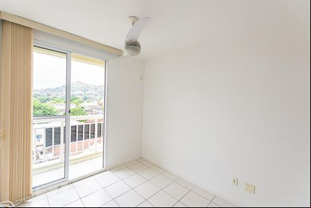 Sala de apartamento para alugar com 3 quartos, 66m² em Centro, Niterói