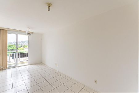 Sala de apartamento para alugar com 3 quartos, 66m² em Centro, Niterói
