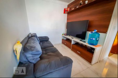Sala de casa de condomínio para alugar com 2 quartos, 50m² em Chácara Mafalda, São Paulo