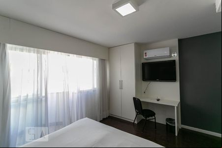 Quarto de kitnet/studio para alugar com 1 quarto, 30m² em Pampulha, Belo Horizonte