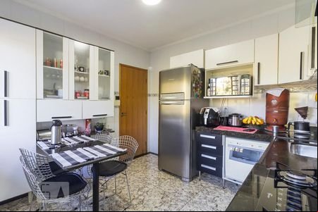 Cozinha de casa à venda com 3 quartos, 234m² em Trevo, Belo Horizonte
