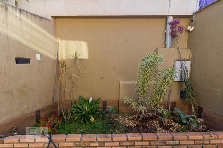 Jardim de casa à venda com 3 quartos, 234m² em Trevo, Belo Horizonte