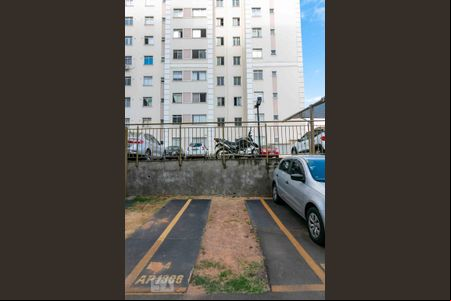 Garagem de apartamento à venda com 2 quartos, 48m² em Castelo, Belo Horizonte