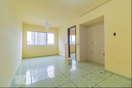 Sala de apartamento para alugar com 1 quarto, 40m² em Centro, Curitiba