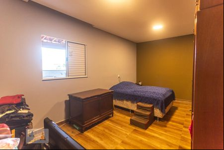 Quarto 1 de casa para alugar com 4 quartos, 400m² em Centro, Diadema