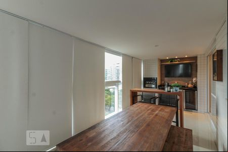 Varanda gourmet de casa para alugar com 3 quartos, 127m² em Barra da Tijuca, Rio de Janeiro