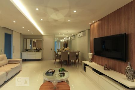 Sala de casa para alugar com 3 quartos, 127m² em Barra da Tijuca, Rio de Janeiro