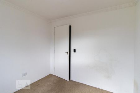 Quarto 1 de casa de condomínio para alugar com 2 quartos, 170m² em Uberaba, Curitiba