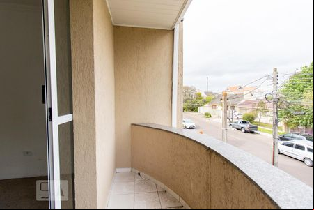 Sacada de casa de condomínio para alugar com 2 quartos, 170m² em Uberaba, Curitiba
