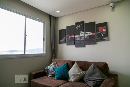 Sala de apartamento para alugar com 2 quartos, 88m² em Jardim Las Vegas, Guarulhos