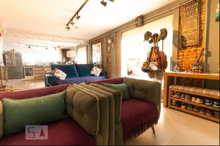 Sala de casa à venda com 3 quartos, 220m² em Indianópolis, São Paulo