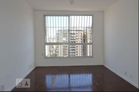 Sala de apartamento à venda com 2 quartos, 90m² em Icaraí, Niterói
