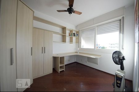 Quarto 1 de apartamento para alugar com 2 quartos, 73m² em Padre Reus, São Leopoldo