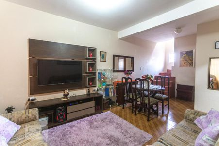 Sala de estar de casa à venda com 3 quartos, 224m² em Cidade Miramar, São Bernardo do Campo