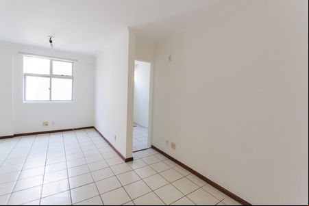 Sala de kitnet/studio para alugar com 1 quarto, 37m² em Setor Sudoeste, Brasília