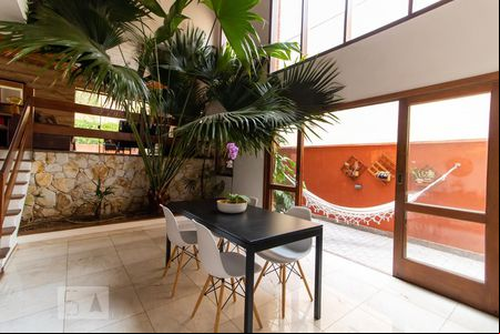 Sala de jantar de casa à venda com 4 quartos, 365m² em Alphaville, Santana de Parnaíba