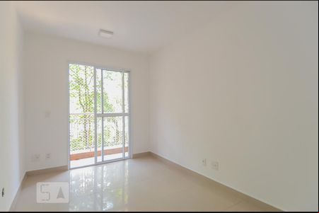 Sala de apartamento para alugar com 2 quartos, 58m² em Jardim Flor da Montanha, Guarulhos